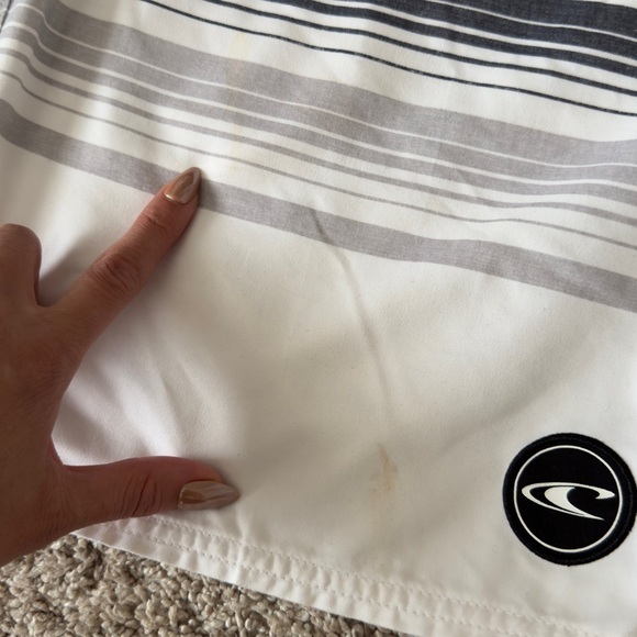 O’Neill Men’s white and grey Striped Board Shorts size 34 - Picture 7 of 11